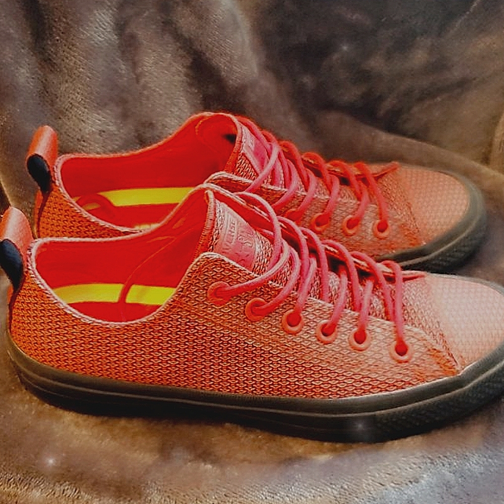 Red rubber Converse